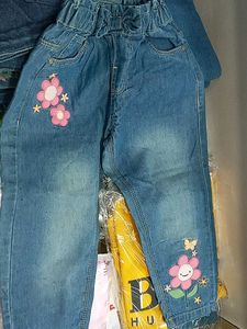 Cute Floral Embroidered Denim Jeans