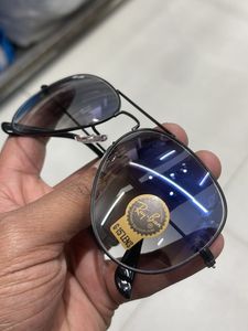 Ray-Ban Aviator Sunglasses