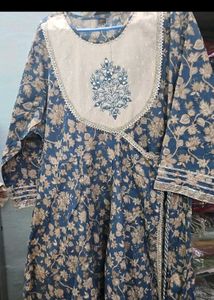 Elegant Blue Floral Kurta set