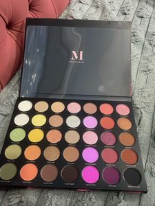 Vibrant Eyeshadow Palette