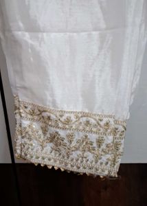 Pakistani White Kurta Set Gold embroidery