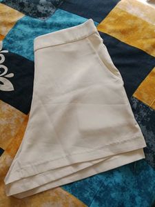 Chic Cream High-Waisted Shorts