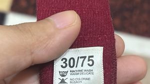 Two Comfy Bras - Burgundy &amp; Lavender