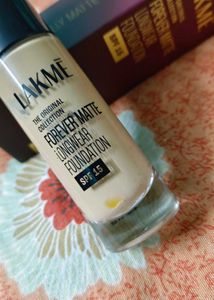 Lakme Forever Matte Foundation