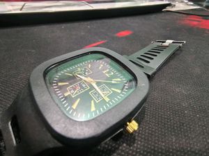 FAHNA LUXURIOUS SPORTS WATCH FOR MENS