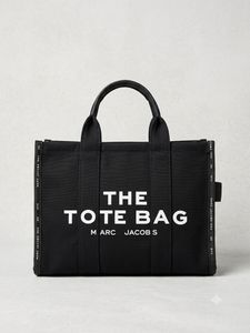 Marc Jacobs The Tote Bag