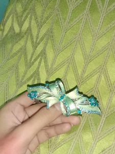 Sparkling Green Bow Hair Clip