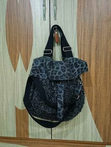 Stylish Leopard Print Hobo Bag
