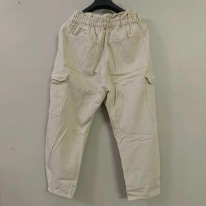 Zara Cargo pants carrot shape