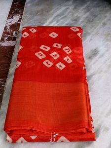 Bandhini Print Gold Zari Sarees