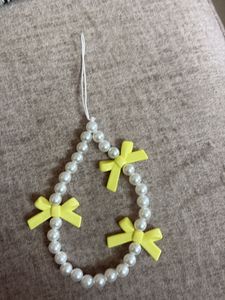 Pearl Beaded with Yellow Bow phone charm