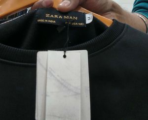 Black Long Sleeve Sweatshirt