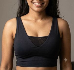 Stylish Black Sports Bra