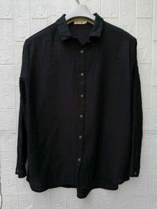 New with tag Korean Chic Black Button-Up Shirt