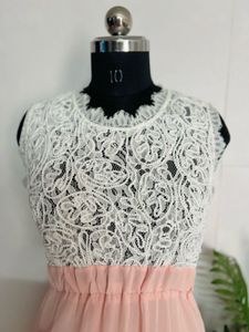 Chic Lace &amp; Chiffon Maxi Dress