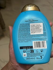 hair conditioner ogx (used twice)