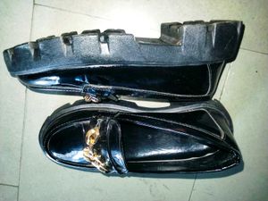 Black Chunky Platform Loafers with Gold Chain | Go