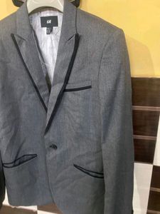H&amp;M Gray Blazer