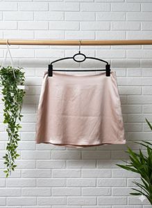 New pink satin skirt