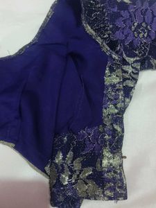 Elegant Purple Lace Saree with.blouse