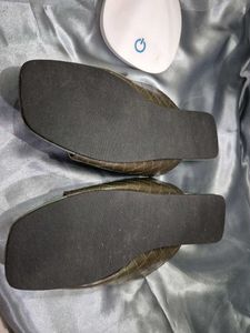 Chic Quilted Slides