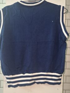 Crop Sleeveless Sweater
