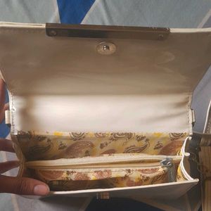 Cream Shoulder bag