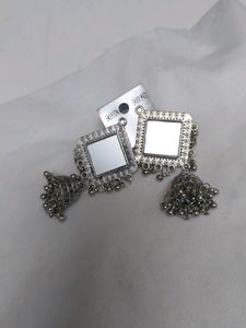 Oxidized Mirror Earing