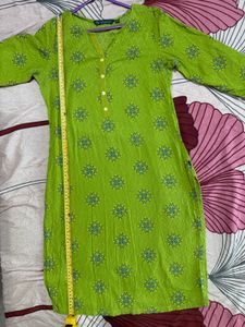 Vibrant Green Printed Kurta &amp; Blue Leggings