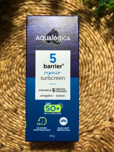 Aqualogica Barrier Repair Sunscreen