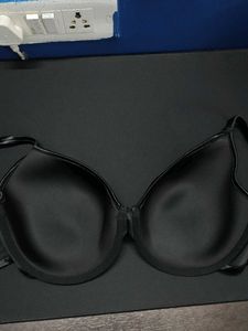 3 Black bras - 38C