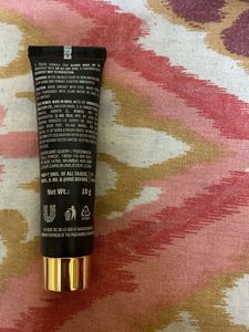 Lakme Unreal Blurfect Primer