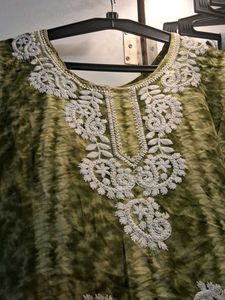 Embroidered Green Tie-Dye Kurta