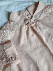 Pintresty Korean Top With Lace Sleeves