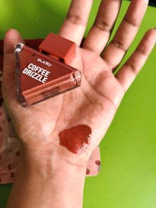 Zudio Coffee Drizzle Lipstick