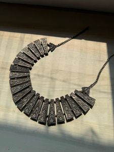 Exquisite Statement Necklace