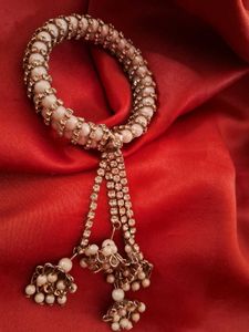 Elegant Pearl &amp; Crystal Bracelet