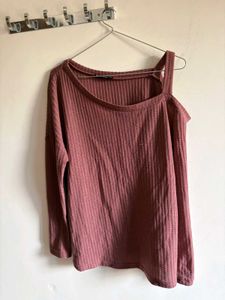 Chic Cold Shoulder Knit Top
