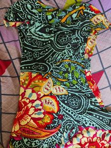 Vibrant Floral Print Short Sleeve Dress