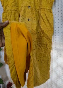Denim Pants &amp; Yellow Dress Set