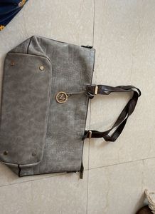 Spacious Tote Bag