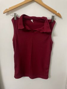 Sleeveless Collared Cherry Ribbed Top