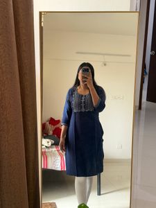 Elegant Blue Embroidered Kurta