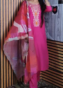 beautiful pink kurta set