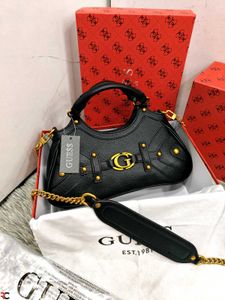 Guess slingbags