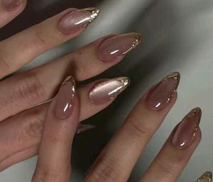 Elegant Pink French Tip Press-On Nails