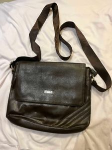 Arrow y2k grunge Messenger Bag
