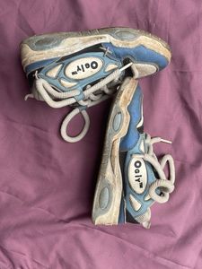 Oglyy Retro Blue Sneakers