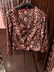Stylish Snake Print Top