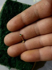 Gold Nose Stud pure 100%
